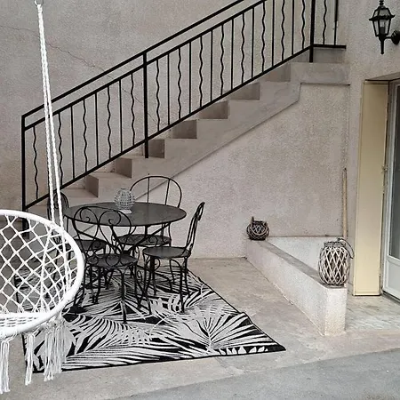 Holiday home La Cousinade *